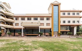 Bandhan Inn Hotel And Restaurant